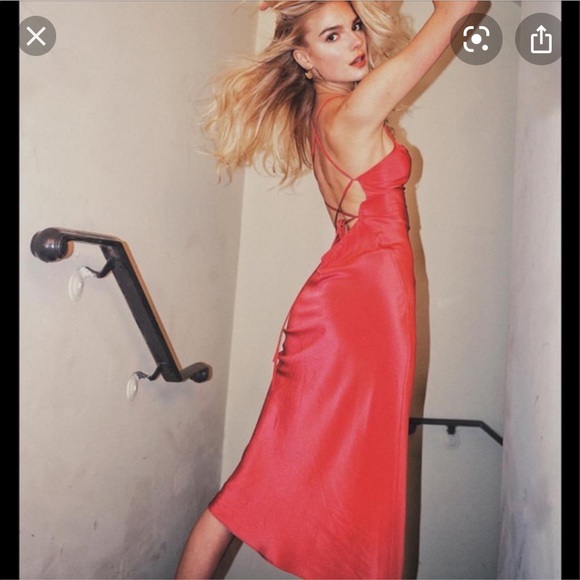 NWT STONE COLD FOX Temptation Gown, Berry - Picture 3 of 5